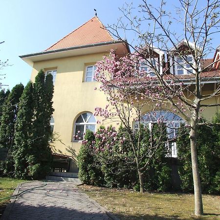 Art Guesthouse Будапеща Екстериор снимка