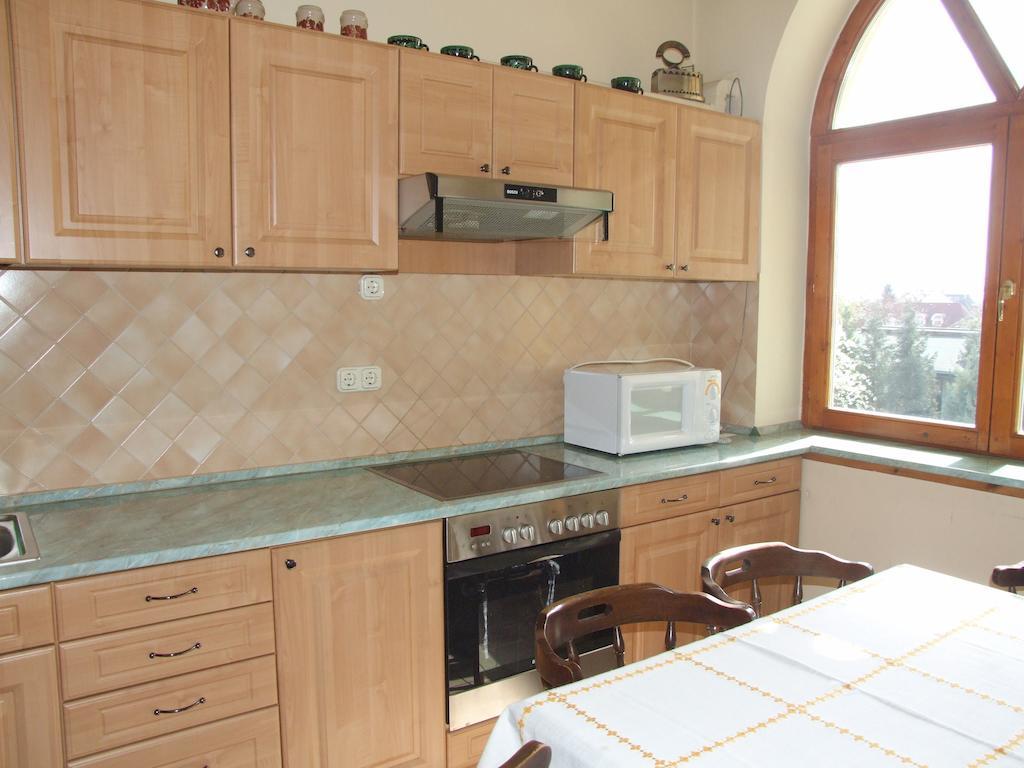 Art Guesthouse Будапеща Стая снимка